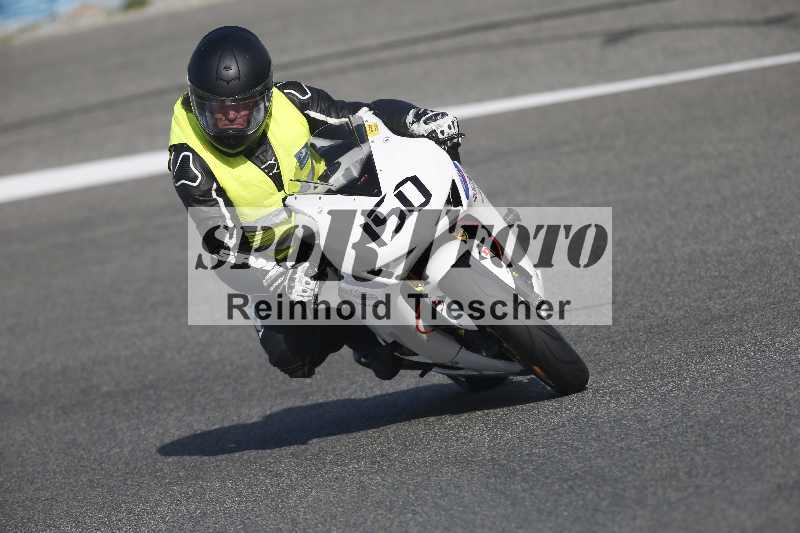 /Archiv-2024/02 29.01.-02.02.2024 Moto Center Thun Jerez/Gruppe gruen-green/150